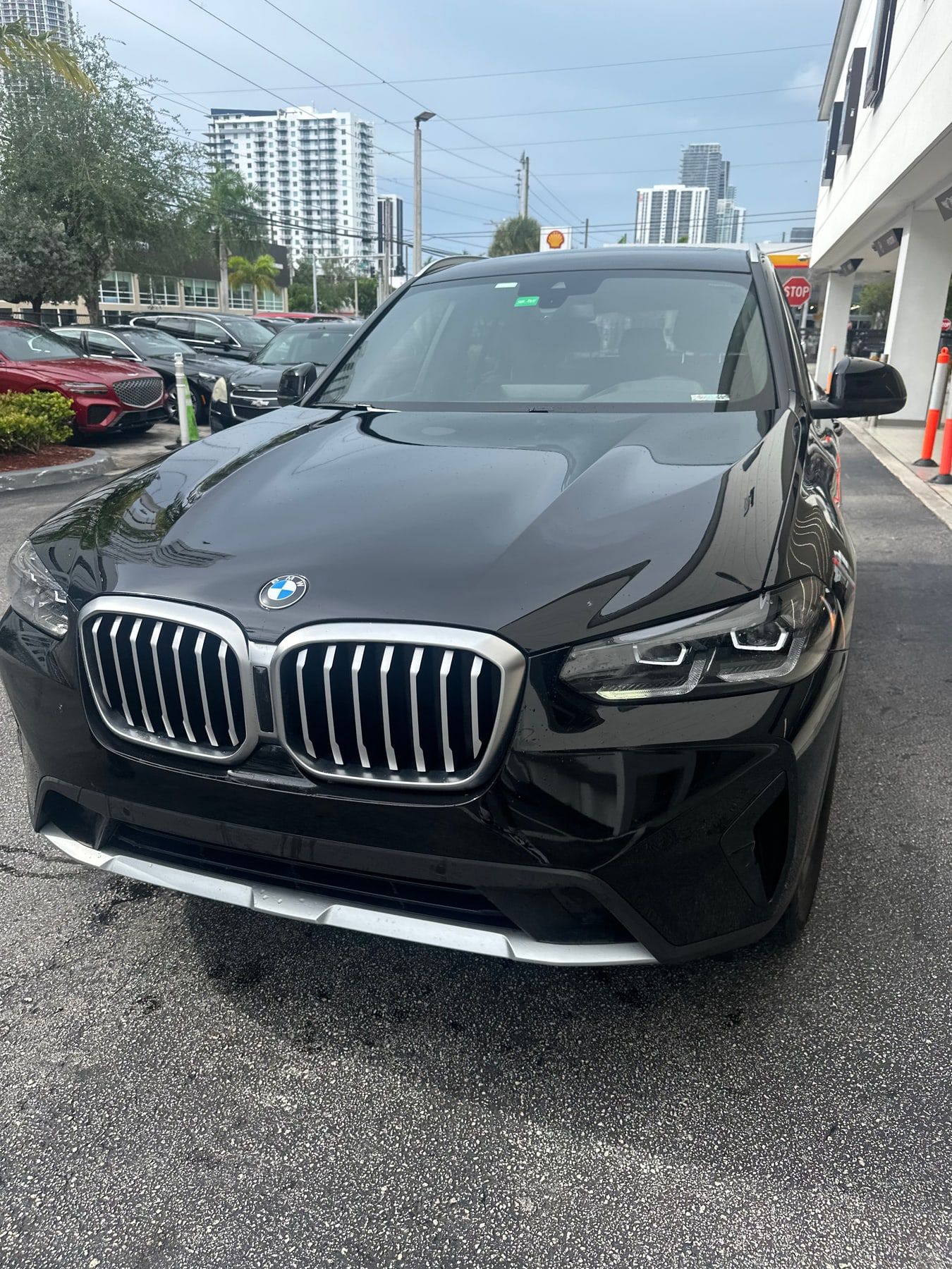 The same BMW X3 with its front end repaired